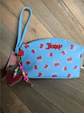 JUICY COUTURE BLUE GLEAM SWEET STRAWBERRY POUCH🍓multi Triangle Gusset Pouch